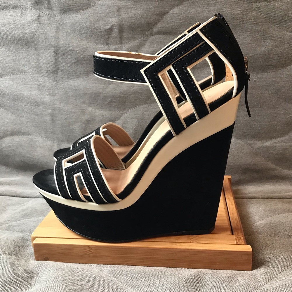 *SALE LIMITED TIME* L.A.M.B. Suede Geo Heel